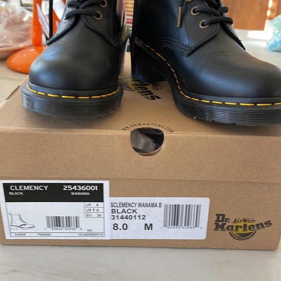 Doc Martens Clemency US 8 Ladies New with box - Picture 5 of 12